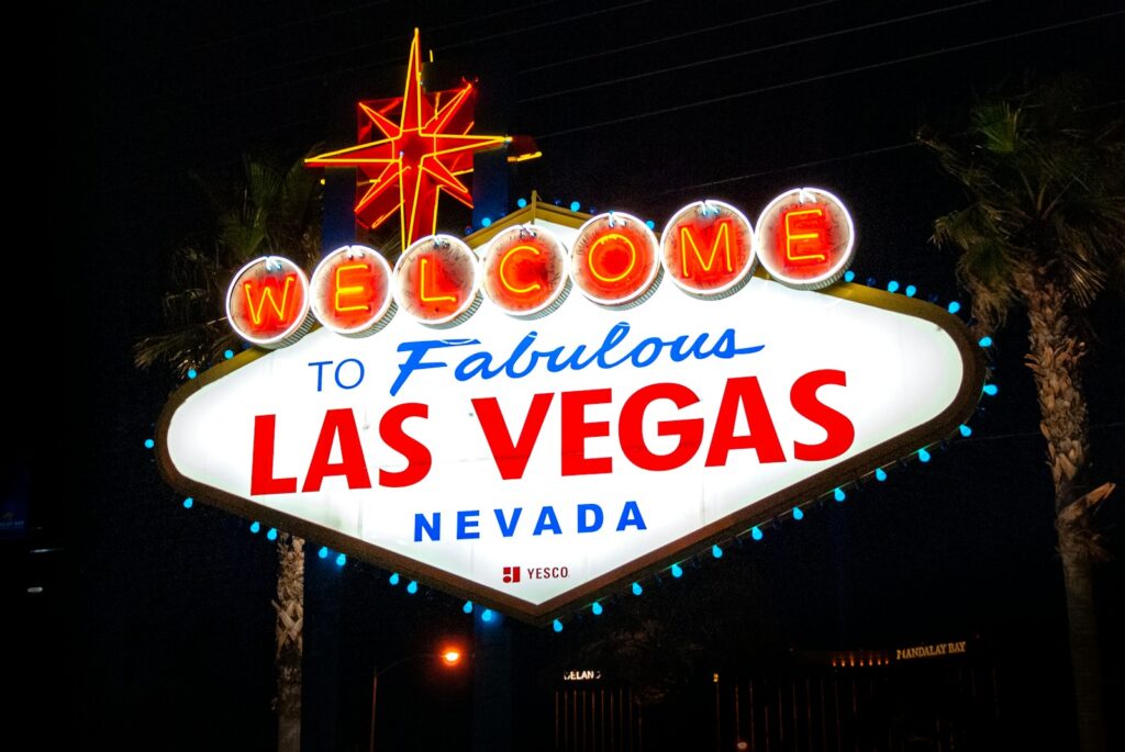 welcome to fabulous las vegas nevada signage